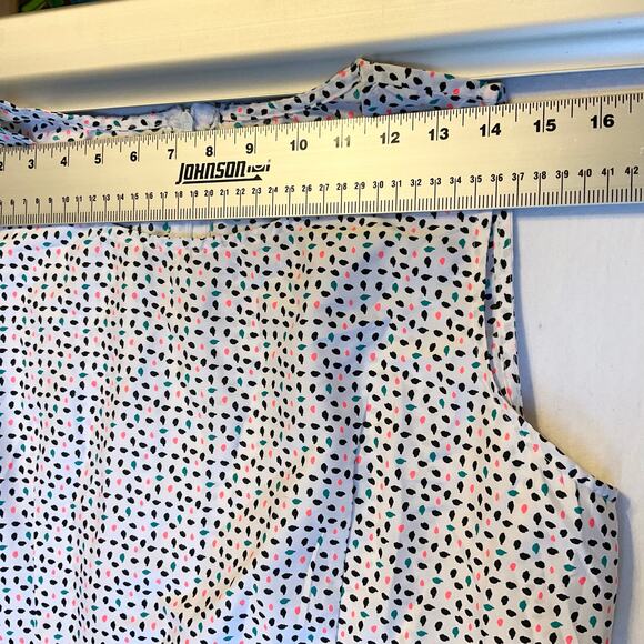 Tramp Women Dress size XL White Sleeveless Knee Length Lightweight A-line Floral - Picture 2 of 10